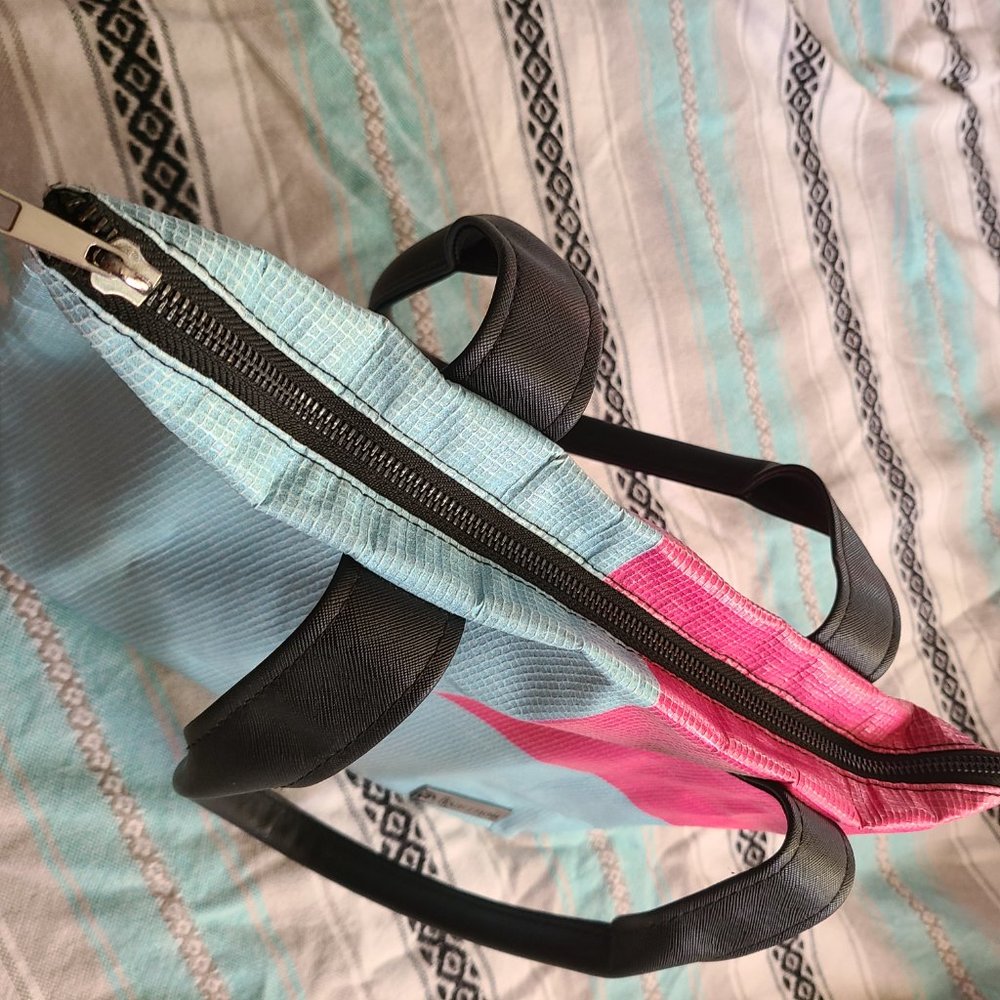 rareform ella tote - bags from billboards - Picture 12 of 14